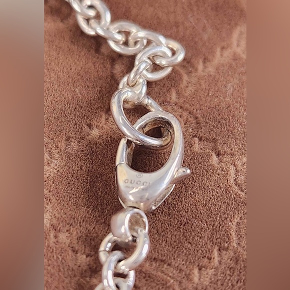 GUCCI STERLING SILVER 925 CHAIN LINK BRACELET WITH GG LOGO CHARM - Picture 4 of 6